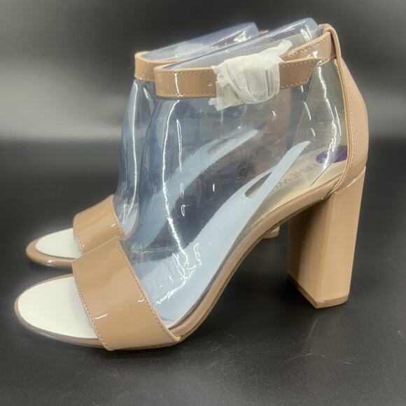 Nine West Abrah Womens 8.5 Tan Nude Patent Leather Ankle Strap Open Toe Sandals - Picture 3 of 9